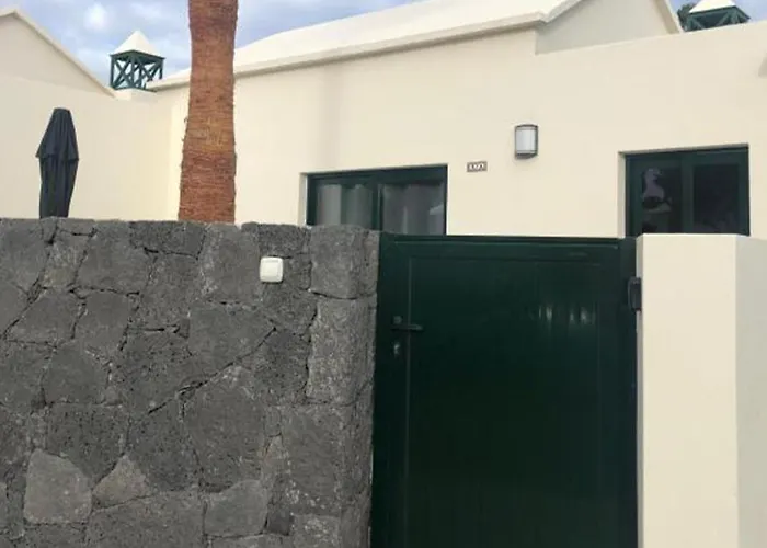 Апартаменты Sun And Sea 4 Front De Playa Rocca