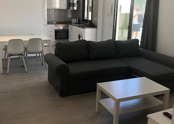 Sun And Sea 4 Front De Playa Rocca Apartmán